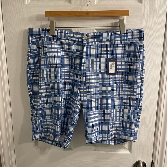 Peter Millar Patterned Shorts inseam 9 Inches NWT - Picture 2 of 5